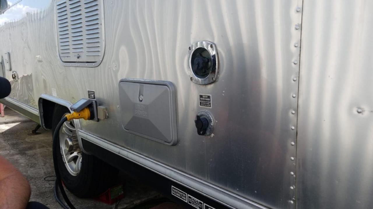 Airstream In The Center Of It All Μαϊάμι Εξωτερικό φωτογραφία